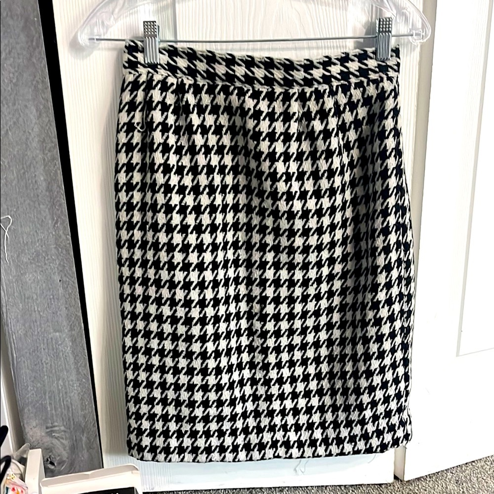 Vintage | Women’s Pencil skirt | Wool Blend Houndstooth Black & White Skirt | 10